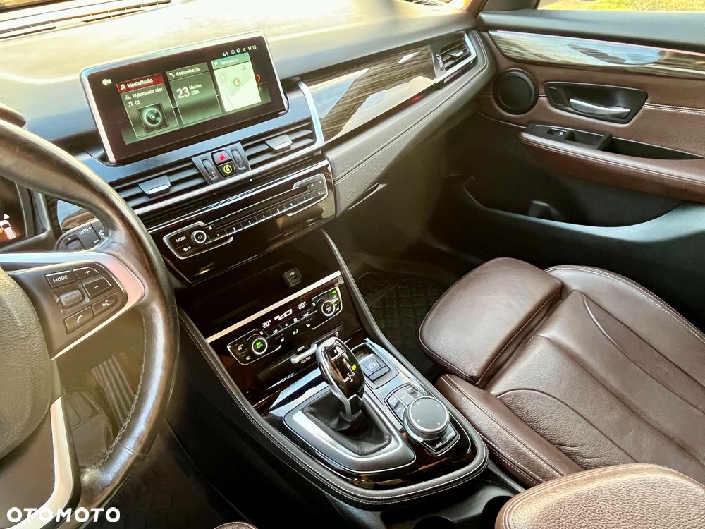 BMW Seria 2 220d xDrive Sport-Aut Luxury Line - 17