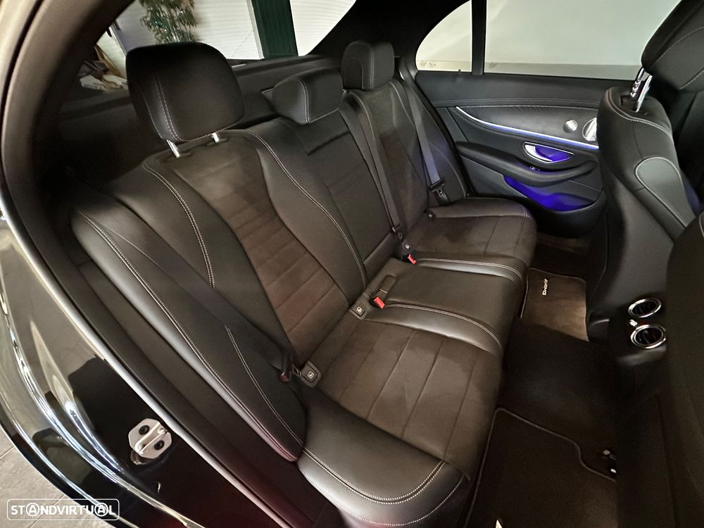 Mercedes-Benz E 300 de 9G-TRONIC AMG Line - 34
