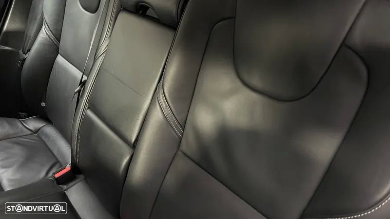 Volvo V40 2.0 D2 R-Design - 43