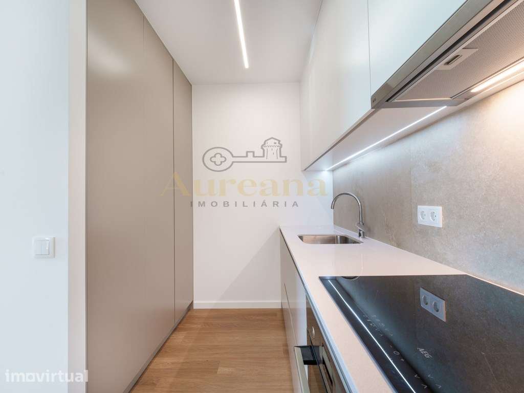 Apartamento T1 Novo em prédio de luxo com Piscina Privada - Fátima - Grande imagem: 5/25