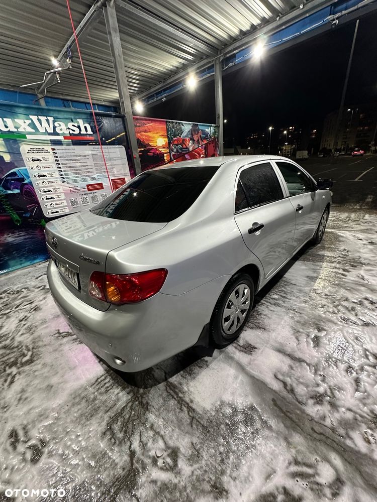 Toyota Corolla - 5