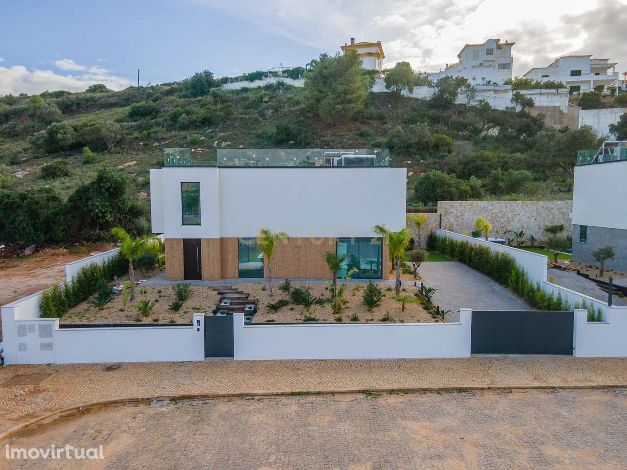 Moradia T4, com acabamentos premium, na Marina de Albufeira - Grande imagem: 3/45