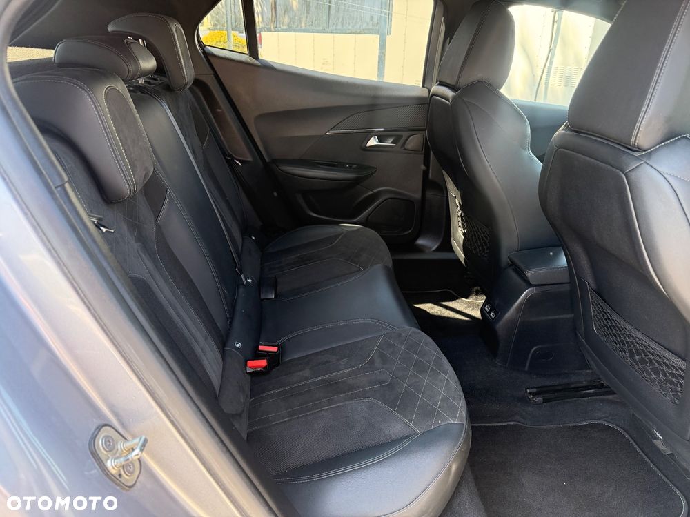 Peugeot 2008 PureTech 155 EAT8 GT Pack - 9