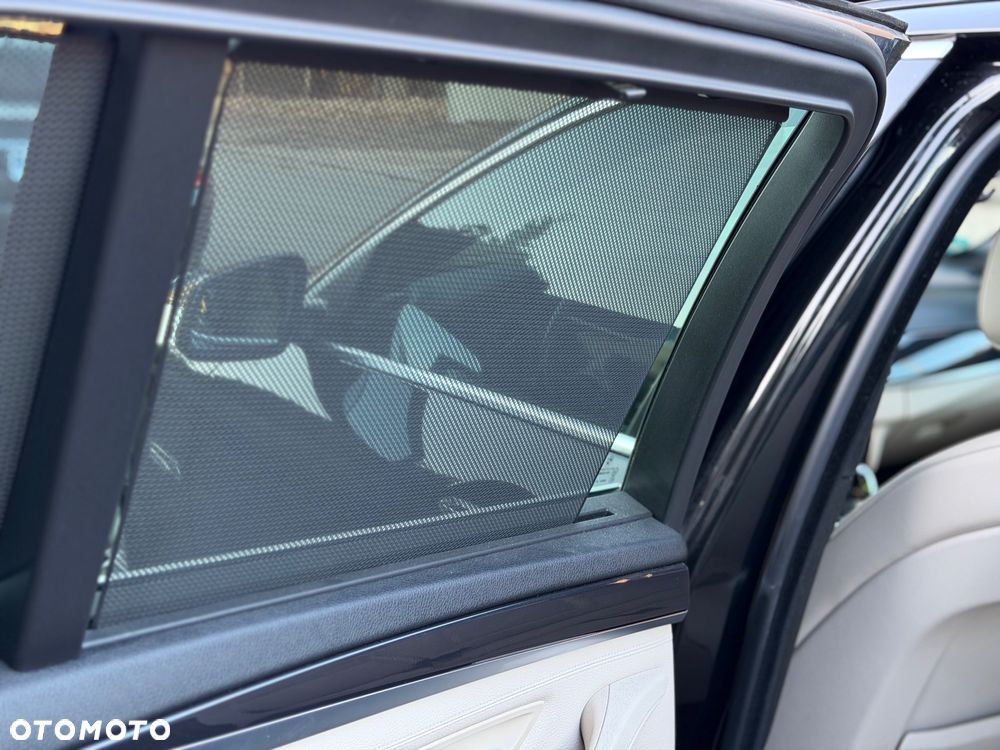 BMW Seria 5 520d - 15