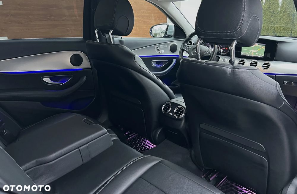 Mercedes-Benz Klasa E 200 9G-TRONIC - 13
