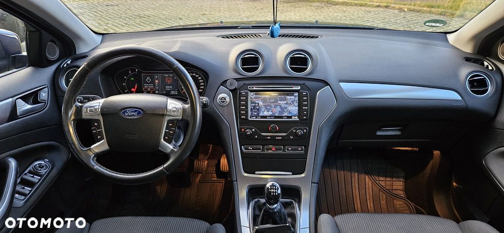 Ford Mondeo 2.0 TDCi Titanium - 9