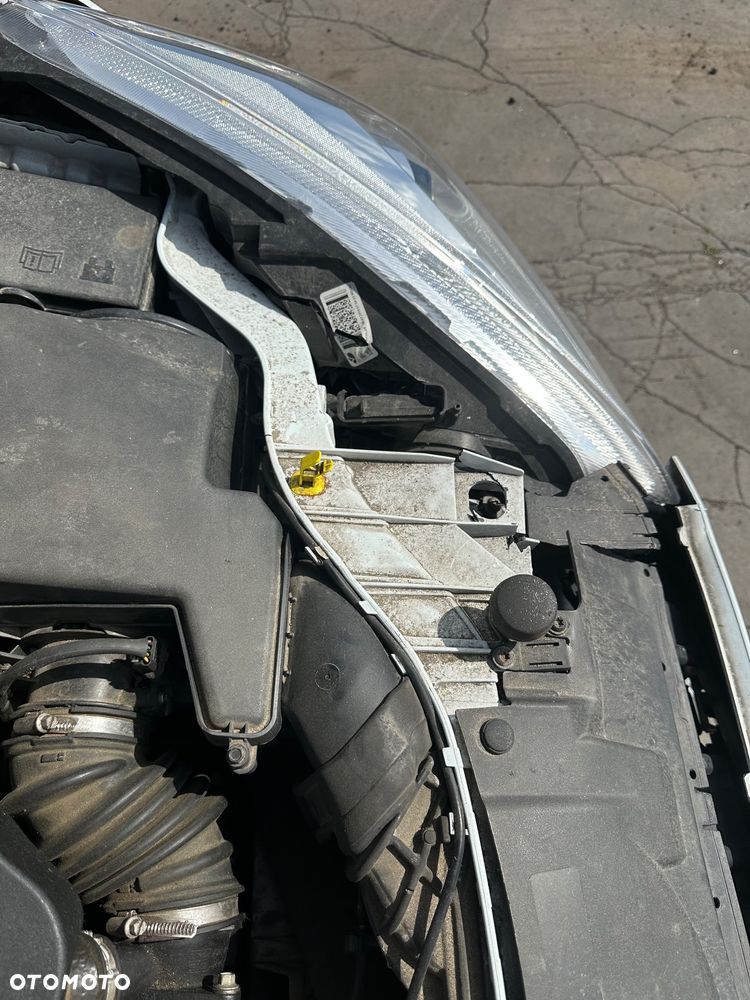 Ford Focus 1.5 TDCi SYNC Edition ASS - 17