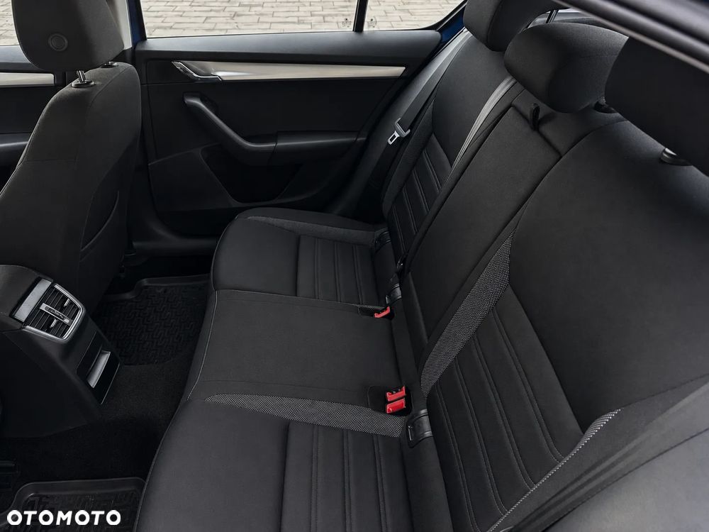Skoda Octavia 1.5 TSI ACT Business - 7