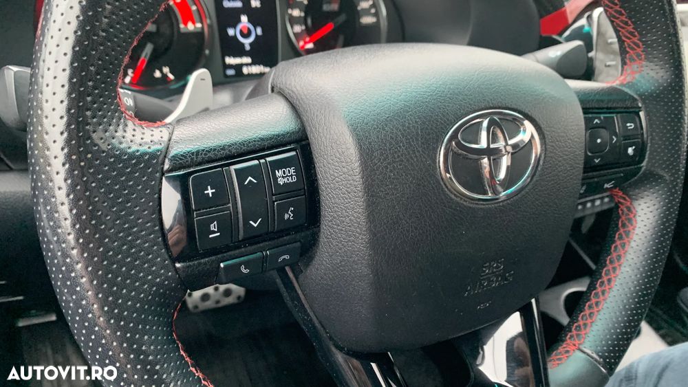 Toyota Hilux 2.8D 204CP 4x4 Double Cab AT GR Sport - 21