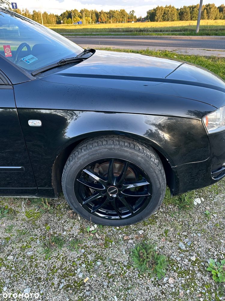 Audi A4 Limousine - 9
