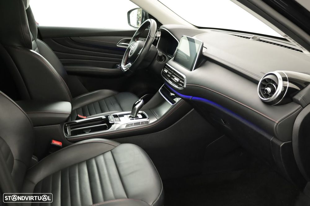 MG EHS 1.5 T-GDI Plug-in Hybrid Luxury - 23