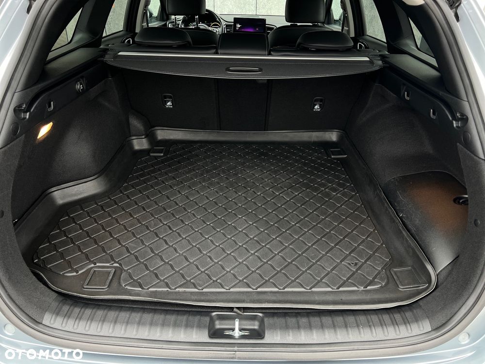 Kia Ceed 1.6 GDI DCT OPF Platinum Edition - 40
