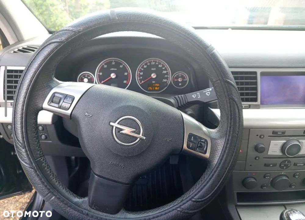 Opel Vectra 1.9 CDTI - 3