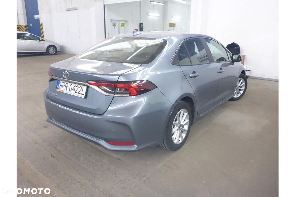 Toyota Corolla - 3