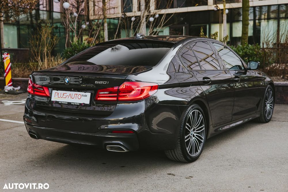 BMW Seria 5 520i AT - 14