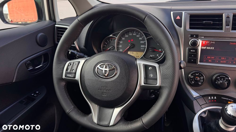 Toyota Verso S 1.33 VVT-i Cool - 29