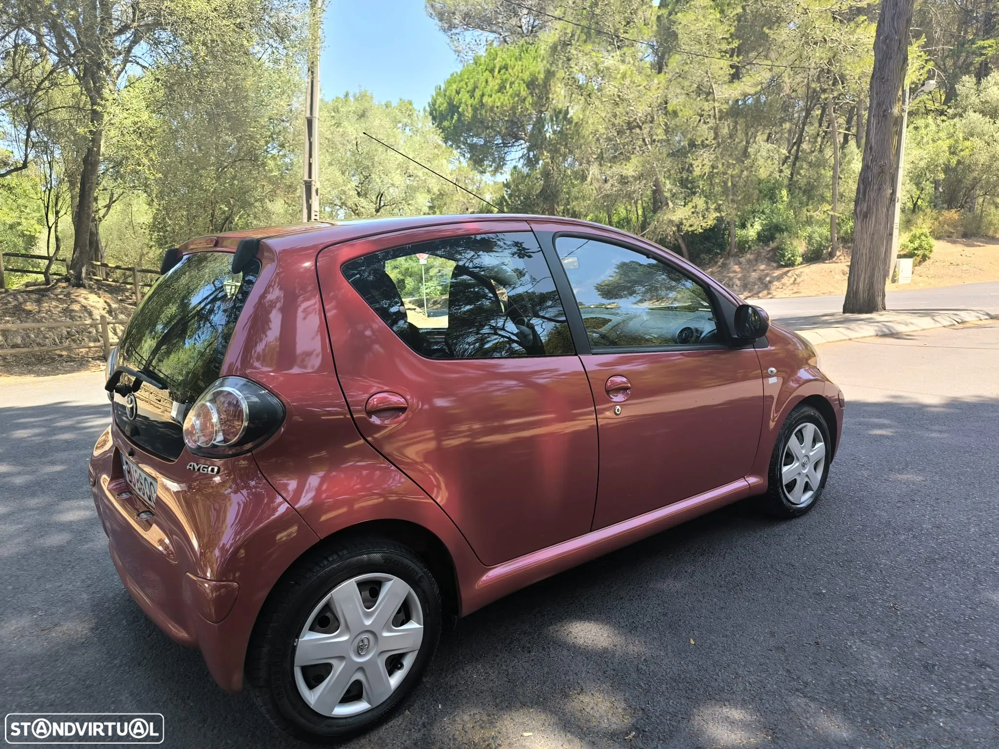 Toyota Aygo 1.0 Plus - 3