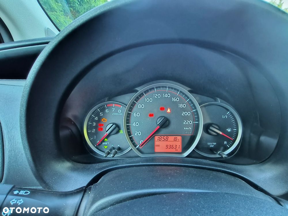 Toyota Yaris - 9