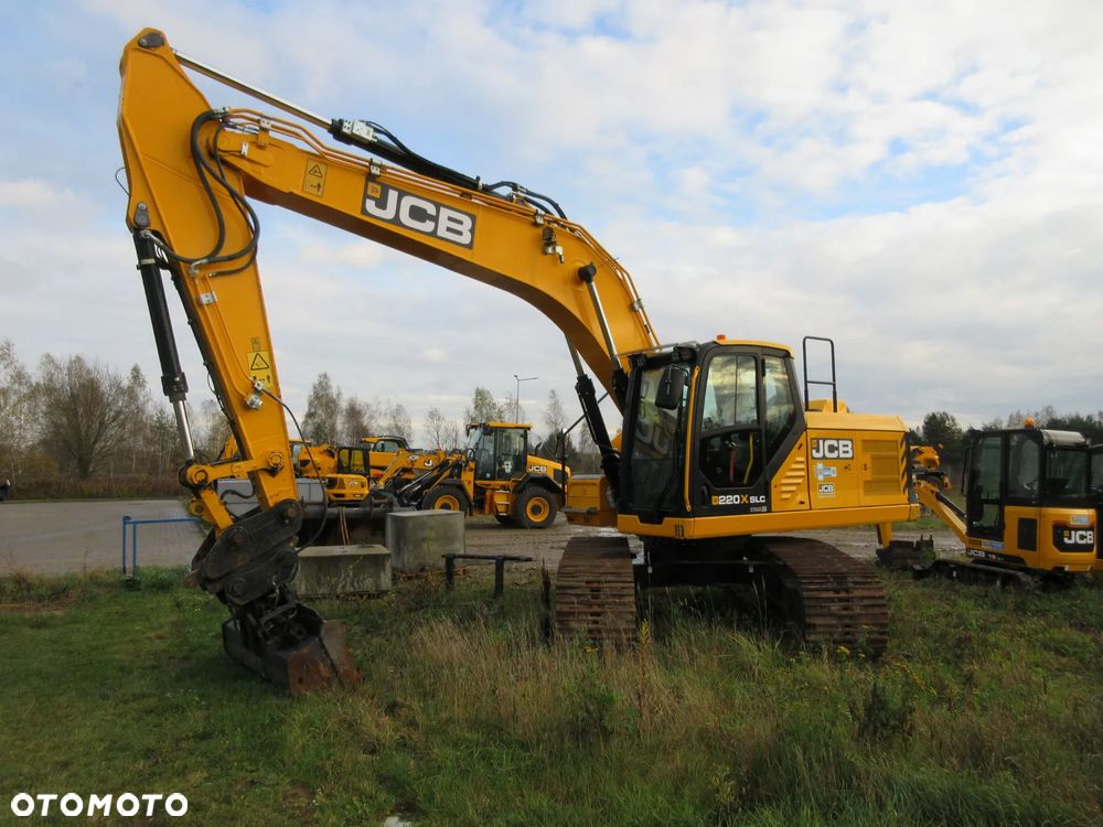 JCB JS220X - 3