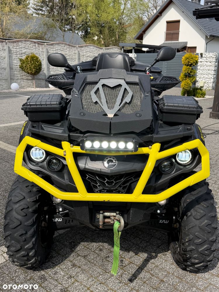 Can-Am Outlander Max - 8