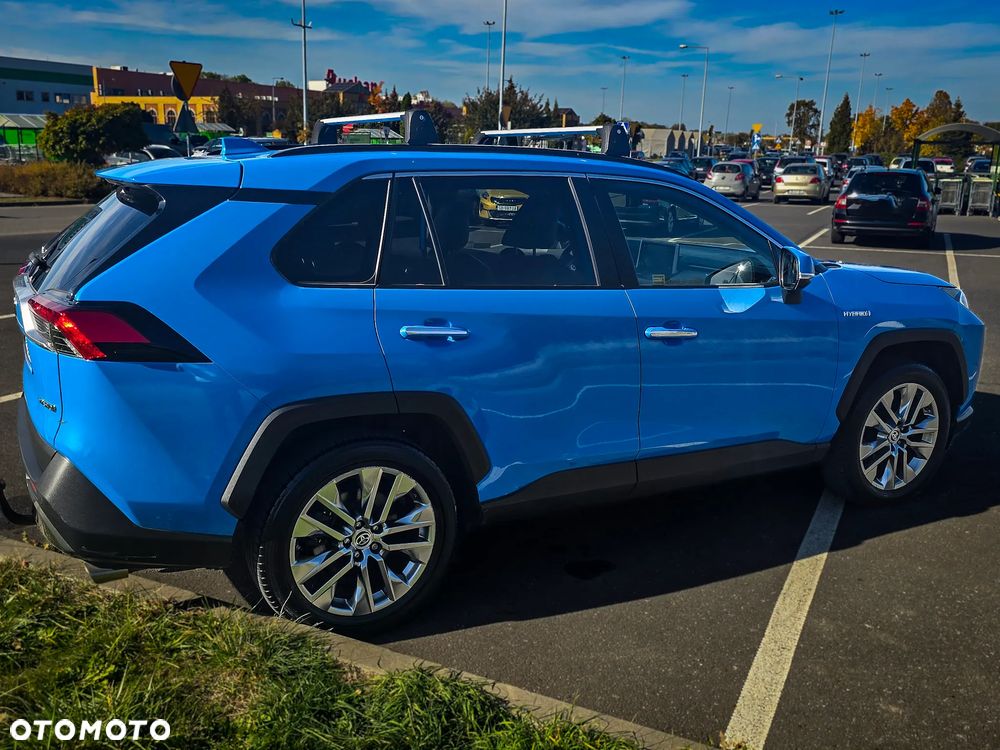 Toyota RAV4 - 22