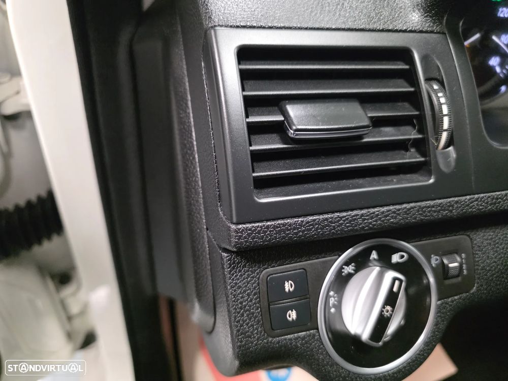 Mercedes-Benz C 180 CDi Avantgarde BlueEfficiency - 13