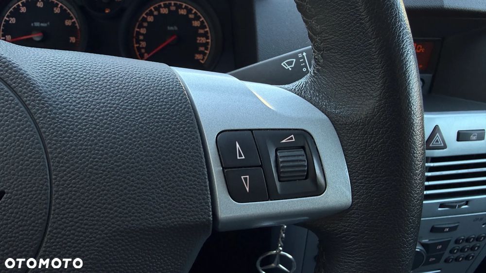 Opel Astra - 18