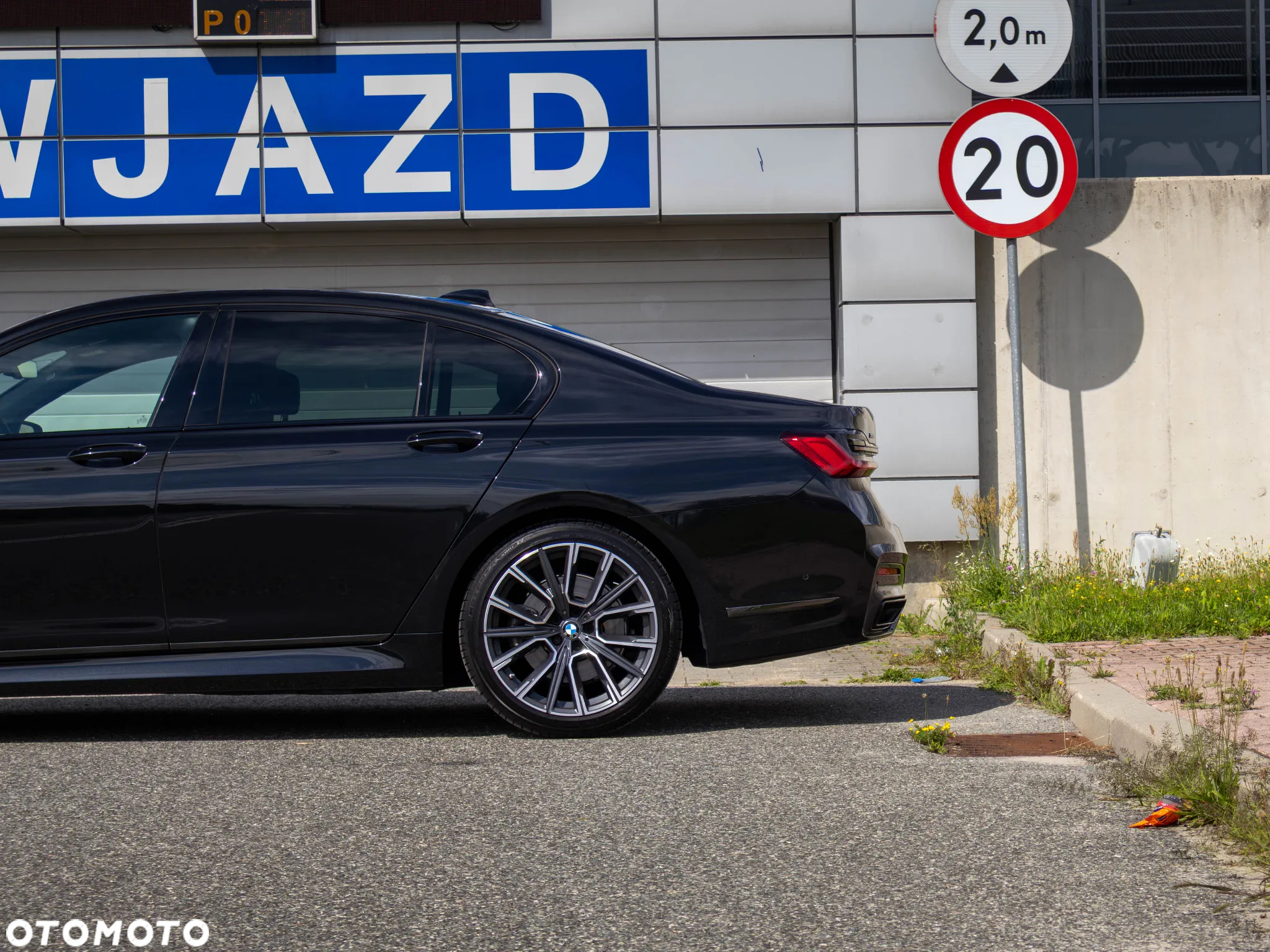BMW Seria 7 730d xDrive mHEV sport - 16