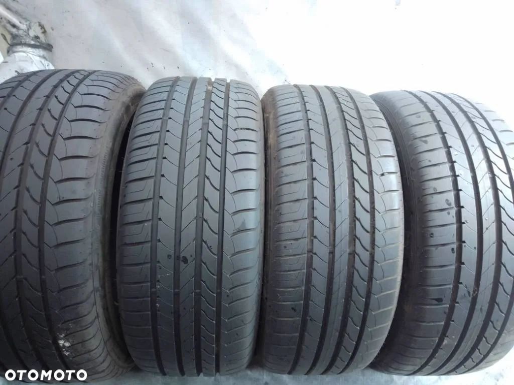 Goodyear EfficientGrip 225/45 R18 91W 2024 8mm - 1