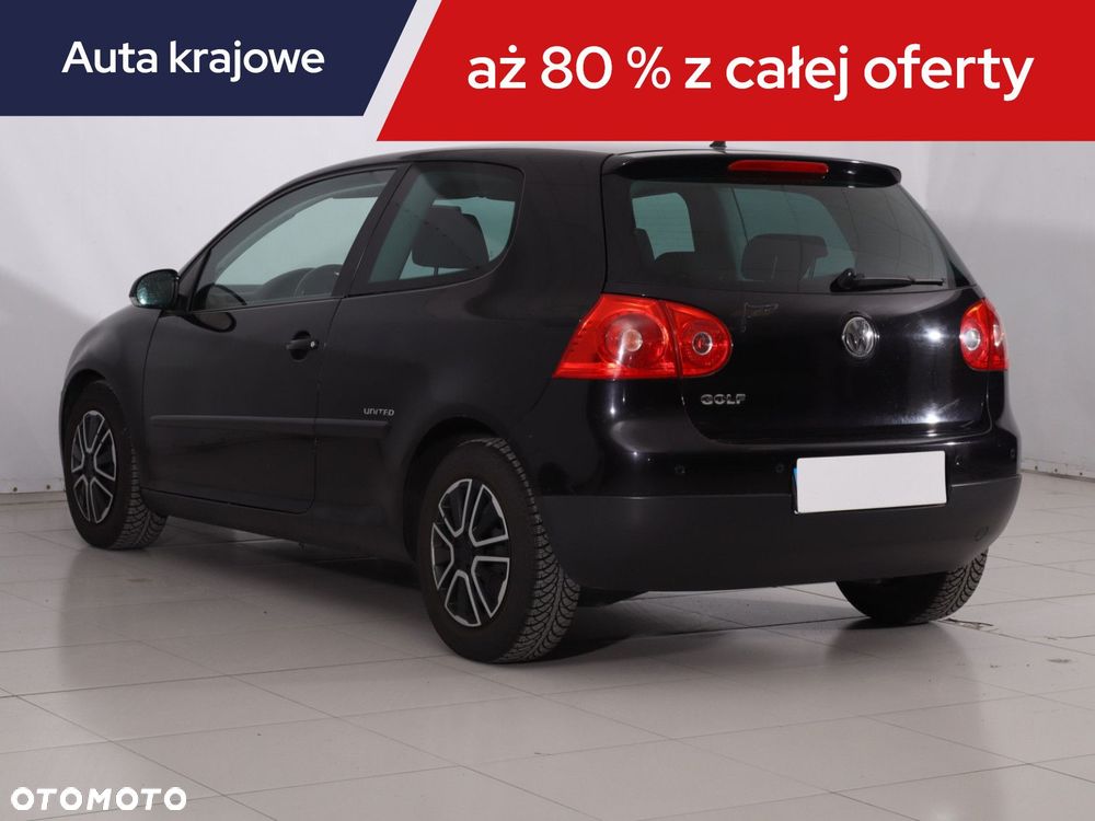 Volkswagen Golf - 6
