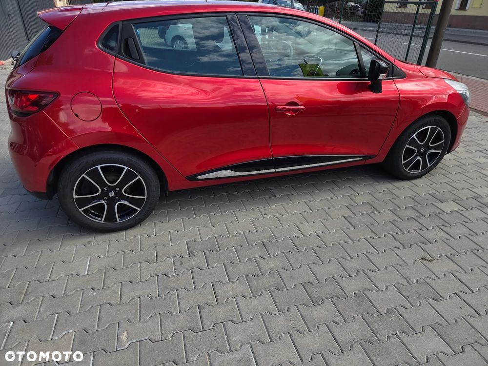 Renault Clio - 13