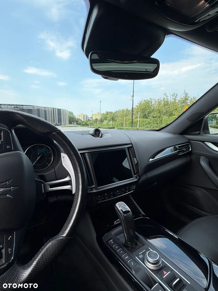 Maserati Levante Q4 - 9