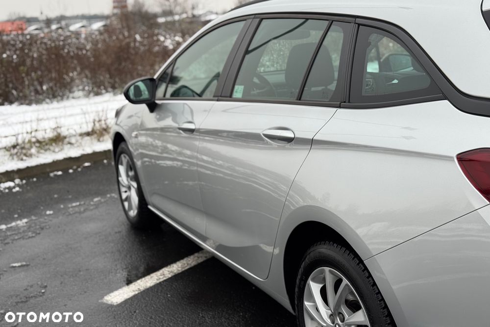 Opel Astra 1.2 T Edition S&S - 16