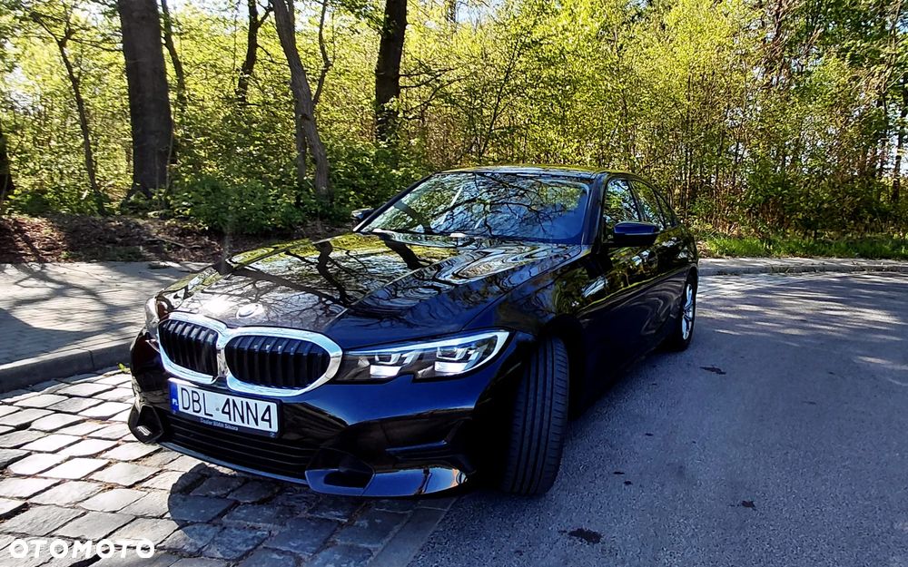 BMW Seria 3 318i Sport Line - 1