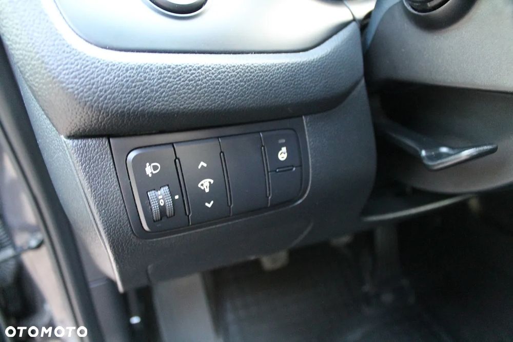 Kia Ceed 1.4 CVVT Attract - 12