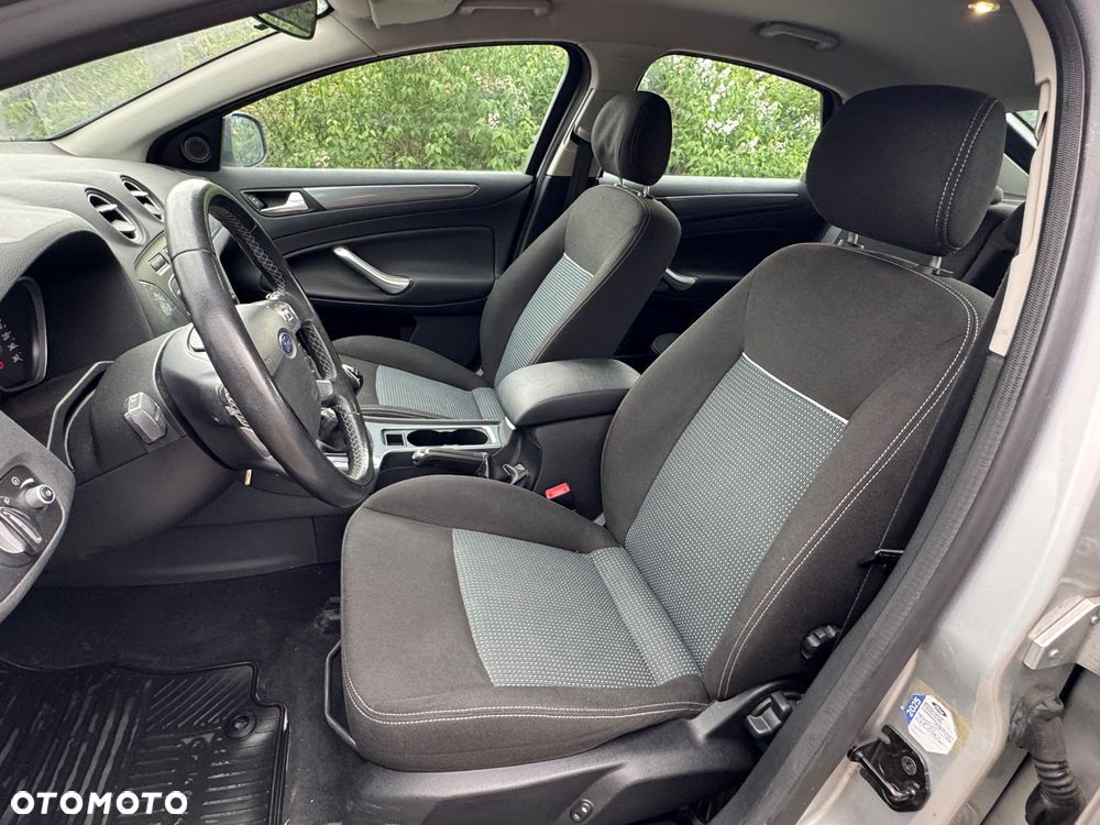 Ford Mondeo 1.6 TDCi Start-Stopp Titanium - 12