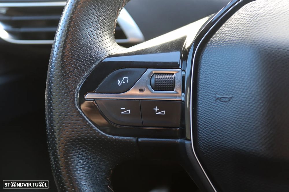Peugeot 3008 1.5 BlueHDi GT Line - 10
