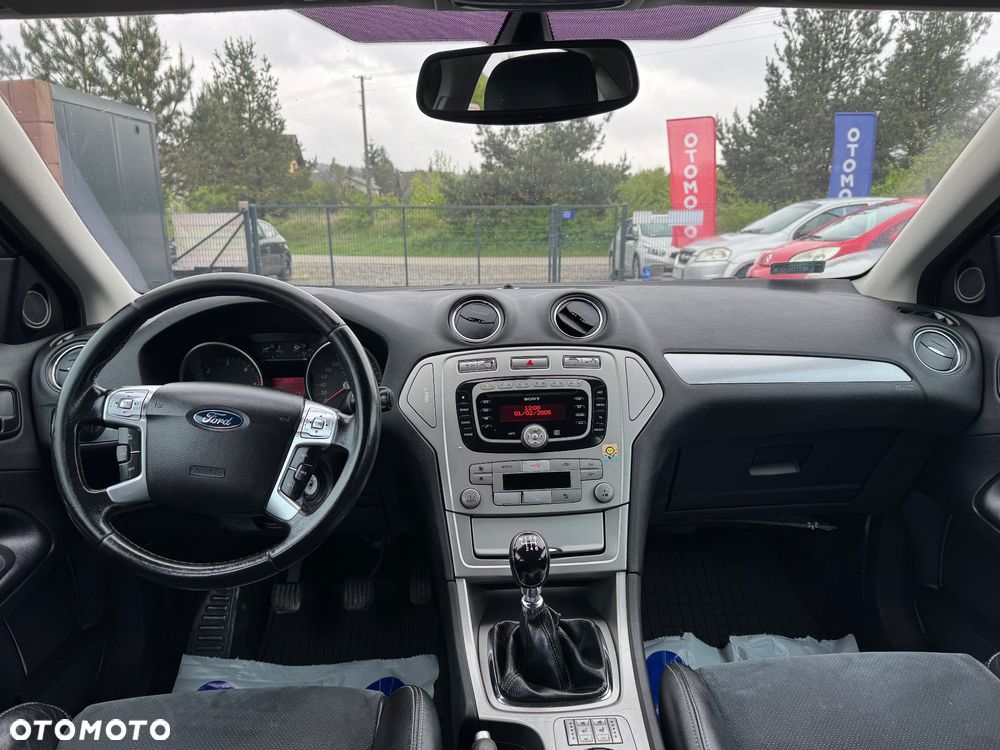 Ford Mondeo 1.8 TDCi Titanium X - 16