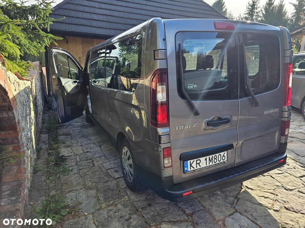 Renault Trafic - 2