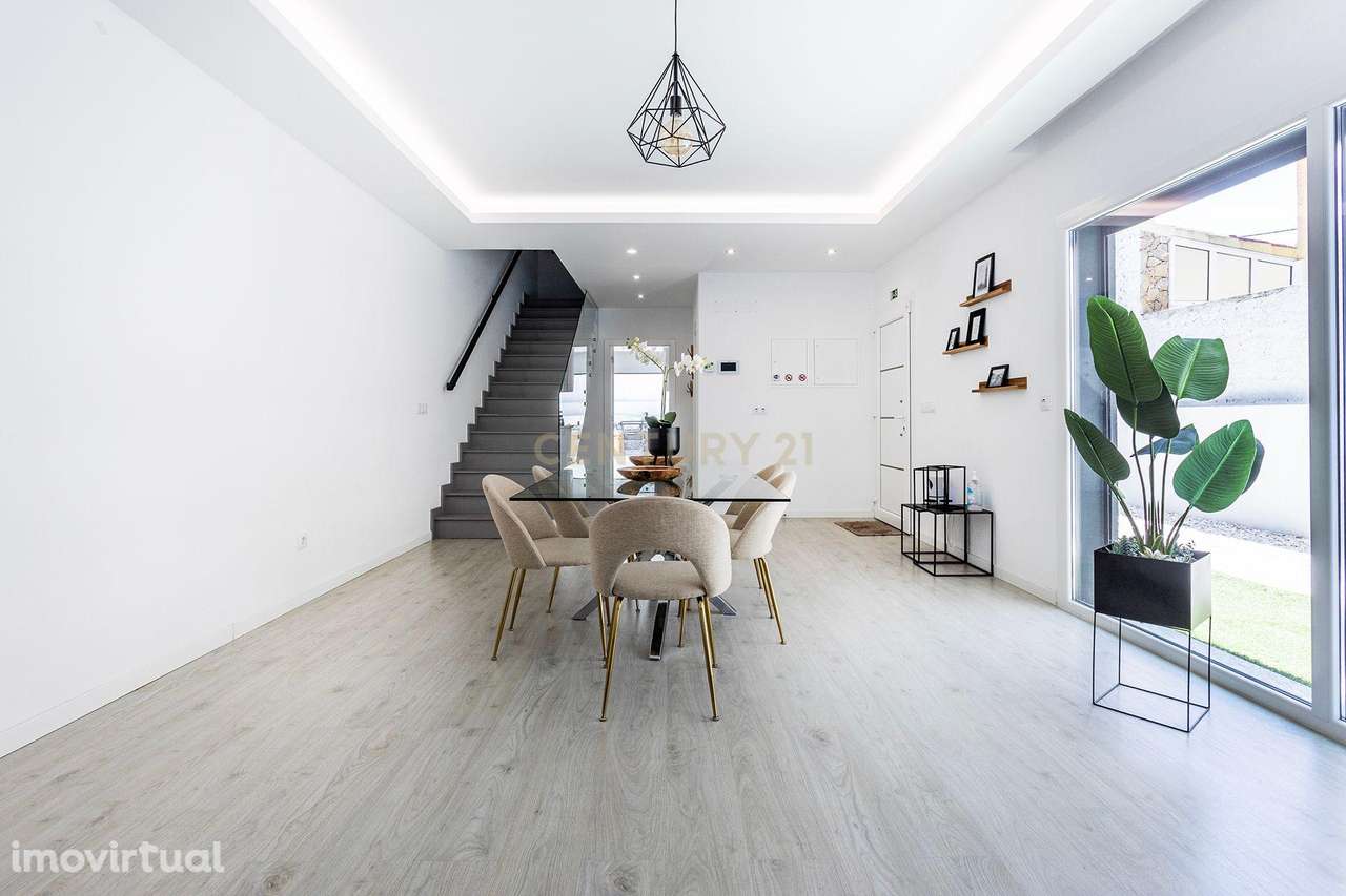 Vale Cavala | T3 contemporânea | Classe A | Piscina | 2 frentes | Nasc - Grande imagem: 4/35