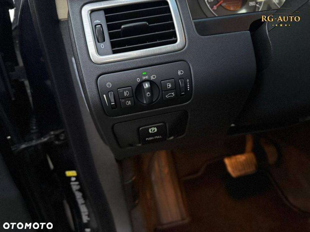 Volvo V70 - 38