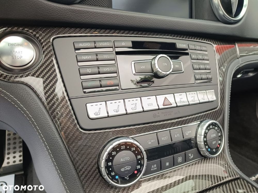 Mercedes-Benz SL - 27