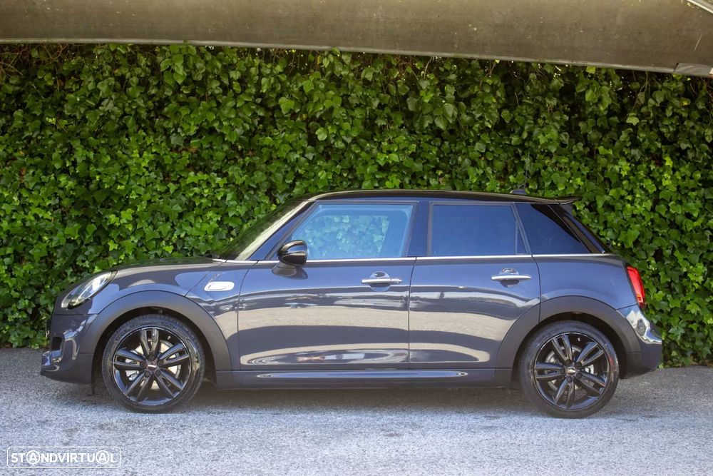 MINI 5 Portas Cooper SD Auto Desportiva - 8