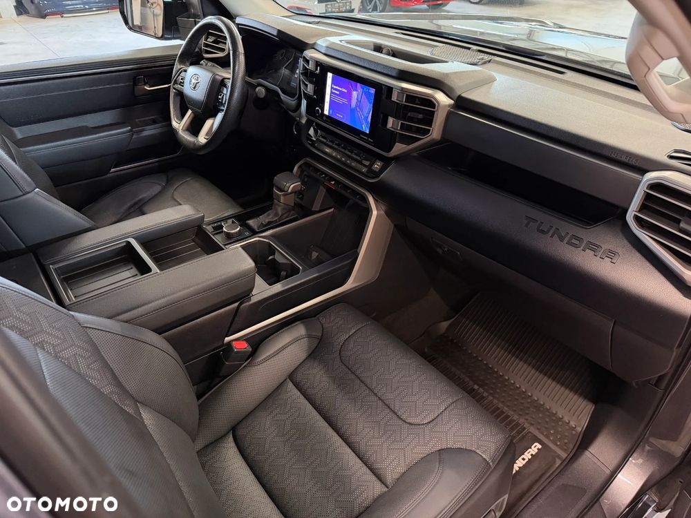 Toyota Tundra - 26