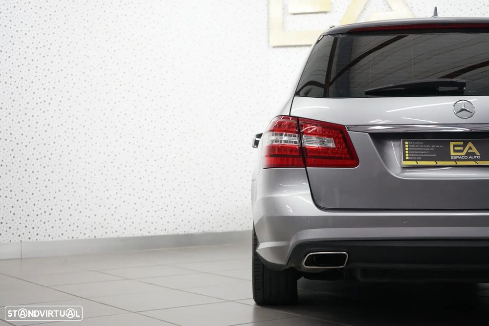 Mercedes-Benz E 220 CDi Avantgarde BlueEfficiency Auto - 43