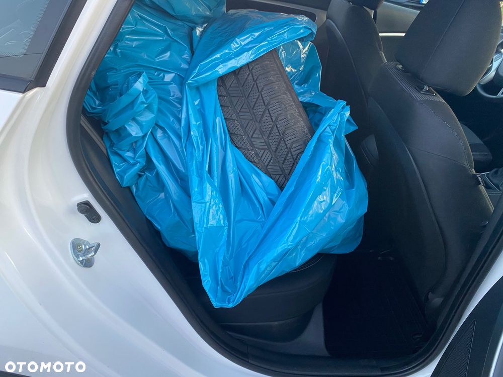 Hyundai i30 blue 1.4 Style - 38