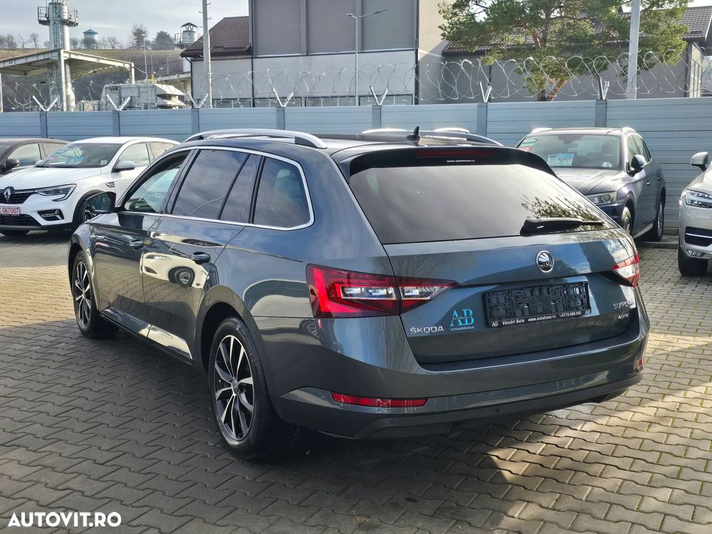 Skoda Superb Combi 2.0 TDI 4x4 DSG L&K - 3