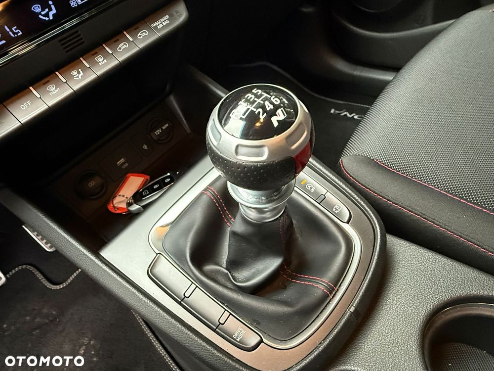 Hyundai Kona 1.0 T-GDI 48V-Hybrid N Line - 23