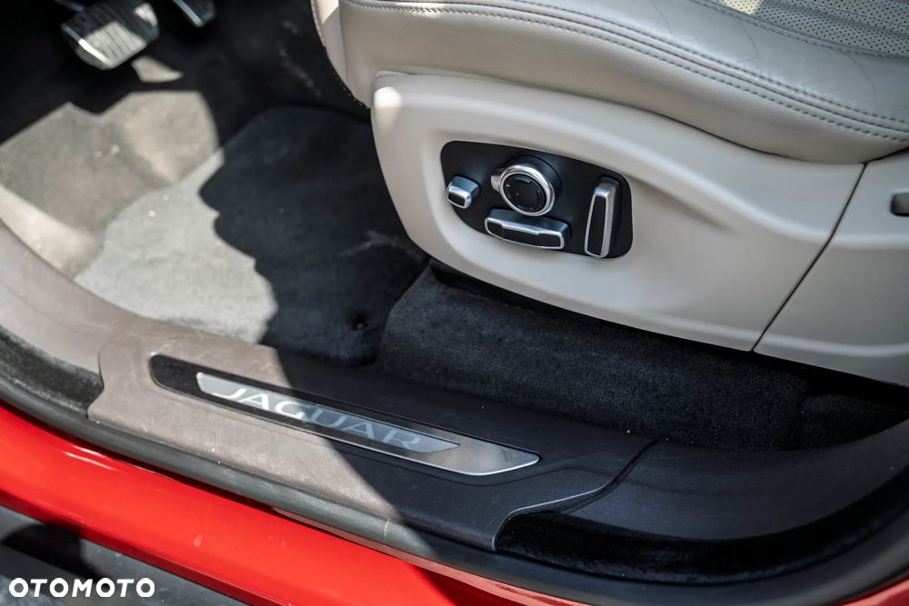 Jaguar F-Pace 2.0 i4D AWD Portfolio - 5