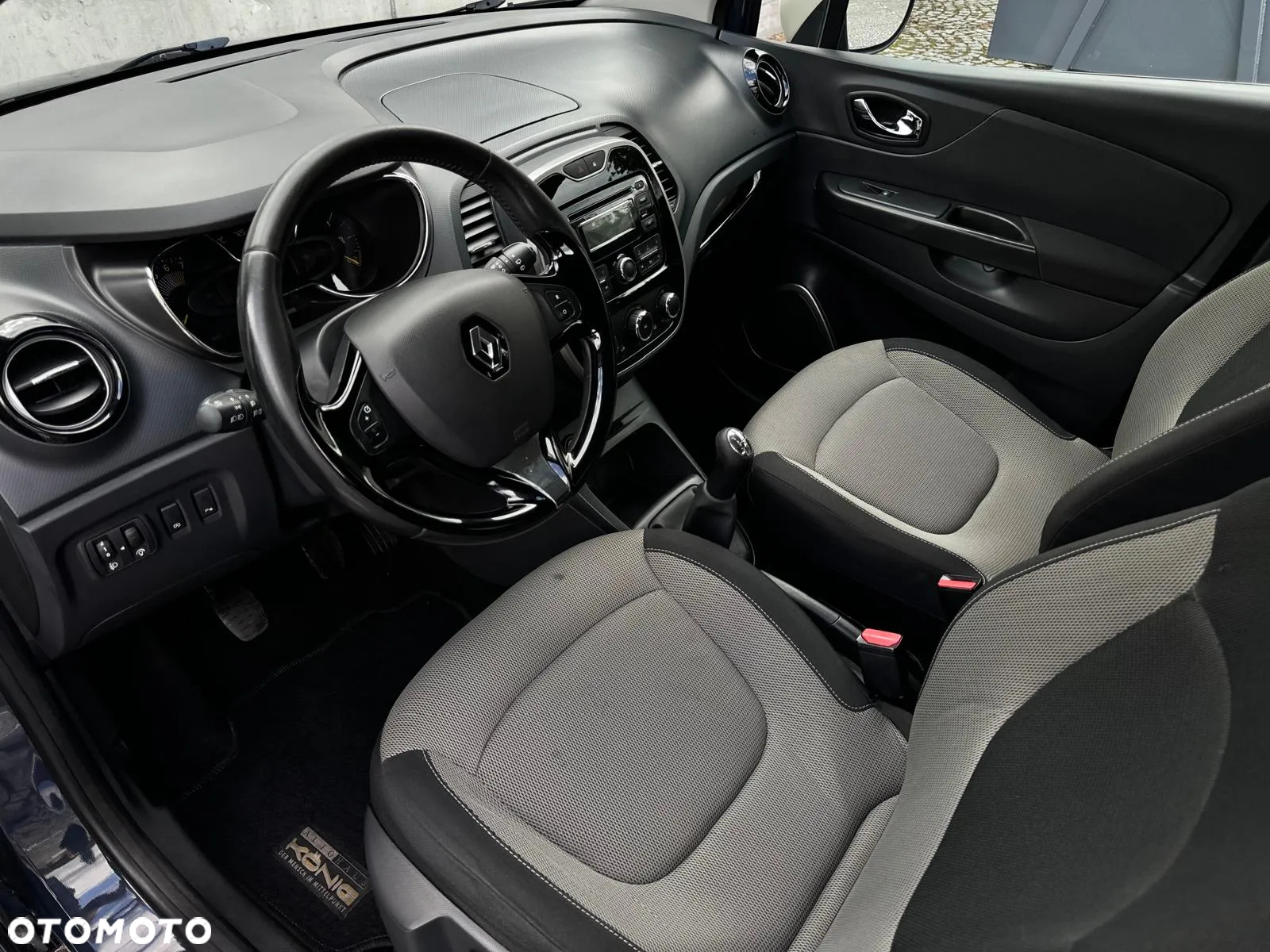 Renault Captur ENERGY TCe 90 Start&Stop Luxe - 6